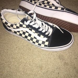 Checkered vans (black & white)